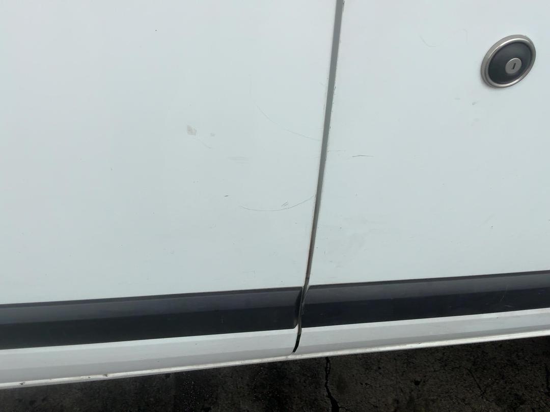 Photo '12' of Ford Transit Custom LWB LOW Roof
