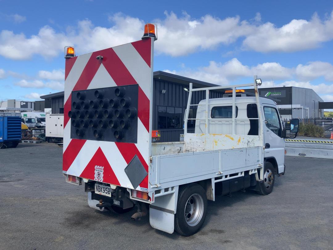 Photo '4' of Fuso CANTER 516 CITY Traffic Management