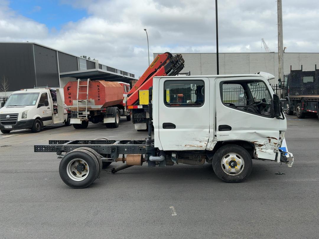 Photo '3' of Fuso CANTER 516-CITY DCAB FEA21ER3WFBC Double Cab - Cab Chassis