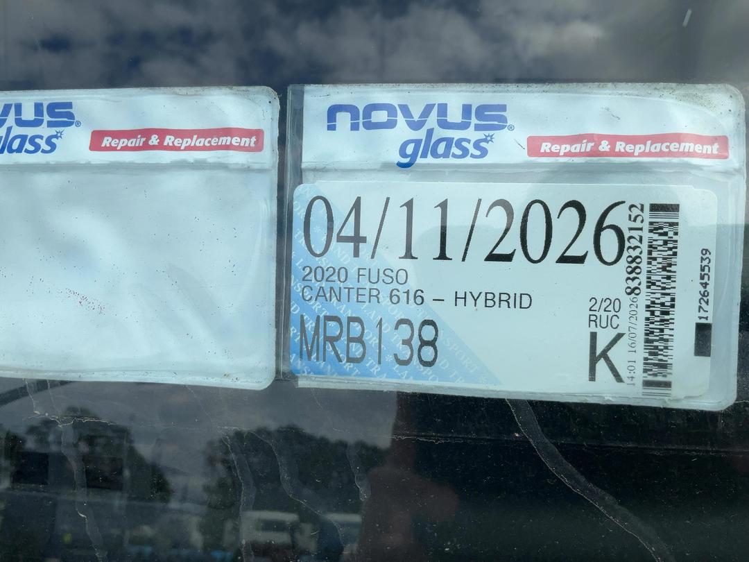 Photo '32' of Fuso CANTER 616 - HYBRID FEB74ER3SFAC(D) Curtain/Solid