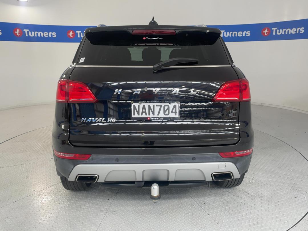 Photo '6' of Haval H6