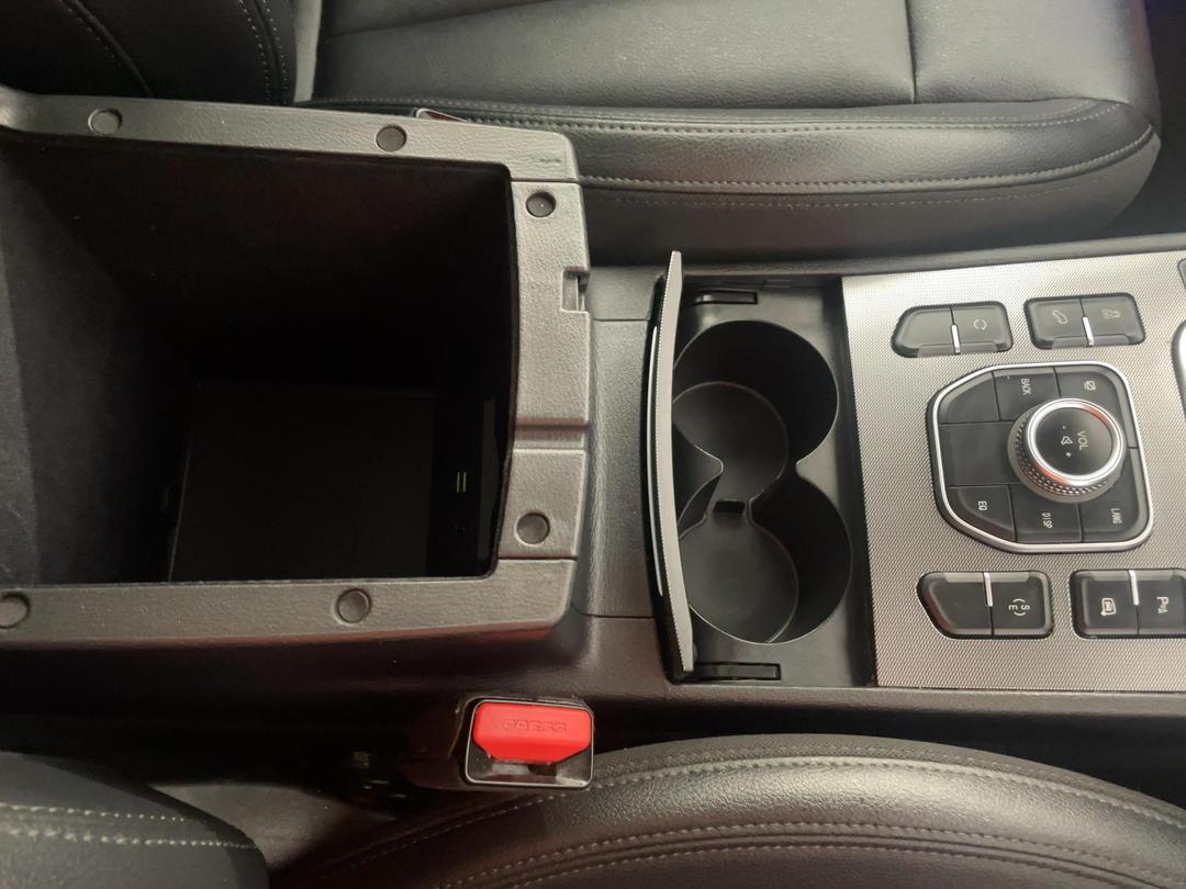 Photo '33' of Haval H6