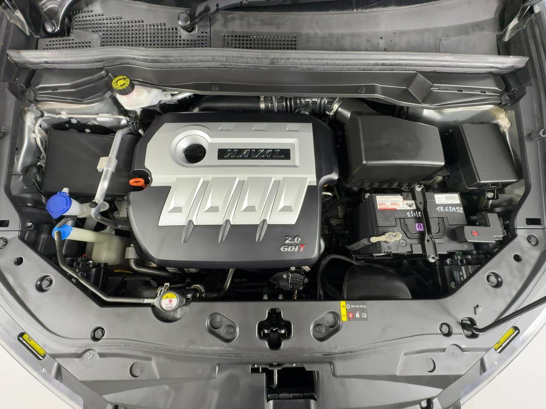 Photo '13' of Haval H6