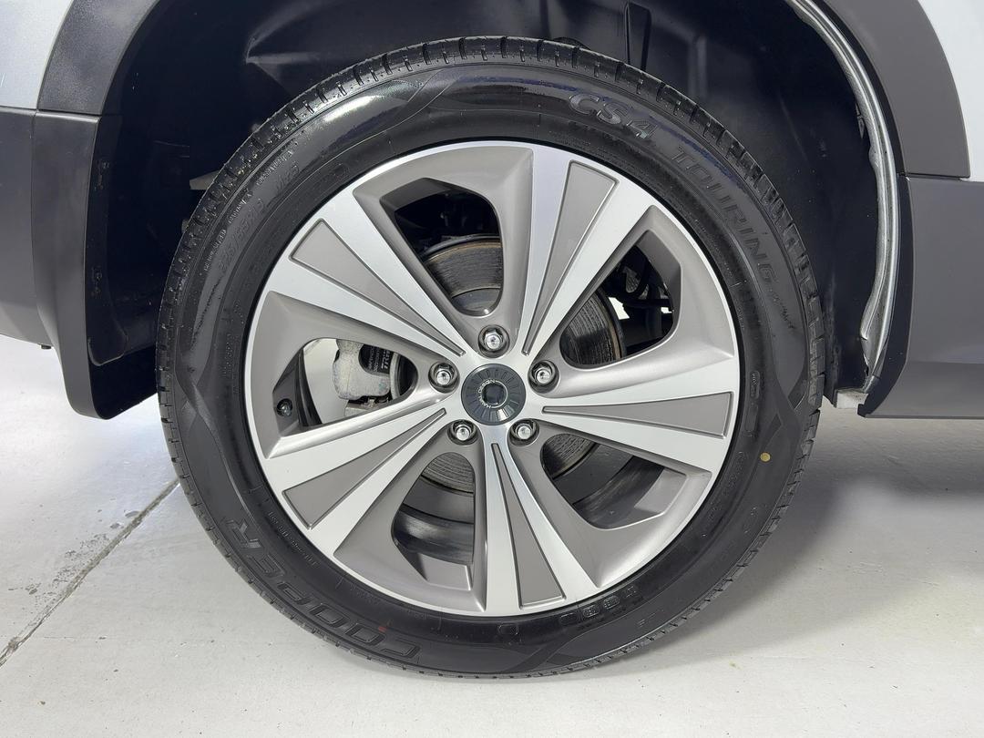 Photo '12' of Haval H6