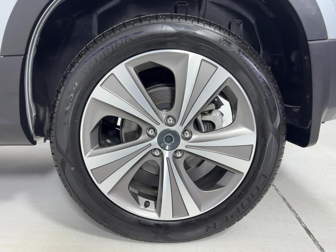 Photo '11' of Haval H6