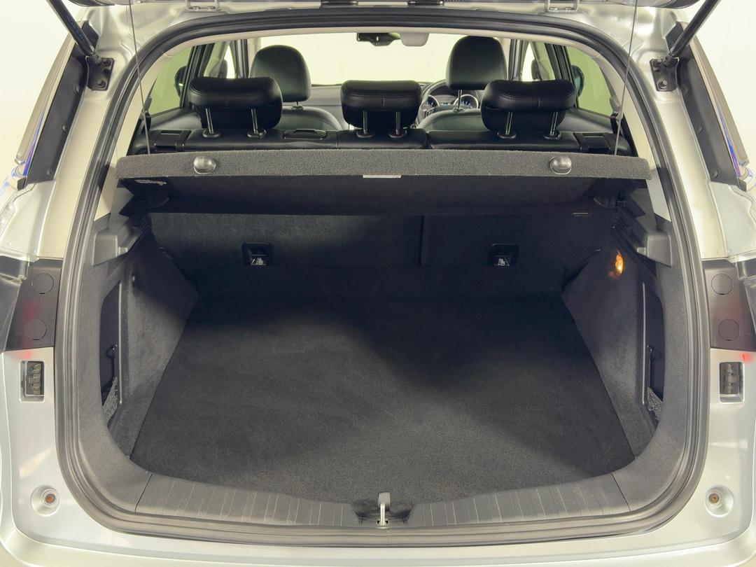 Photo '14' of Haval H6