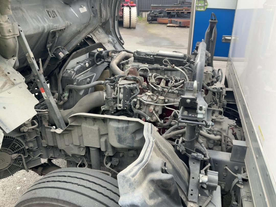 Photo '26' of Hino 300 XJC720R Bottle Body