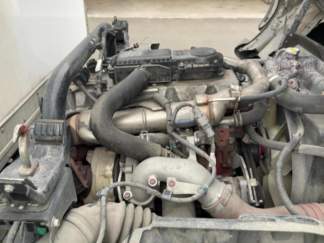 Photo '27' of Hino 300 XJC720R Bottle Body