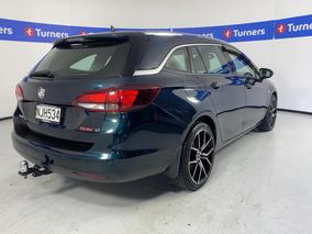 Photo '7' of Holden Astra