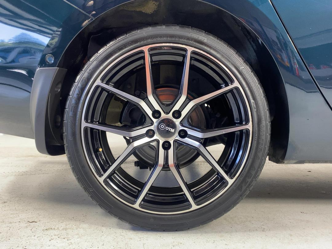 Photo '12' of Holden Astra