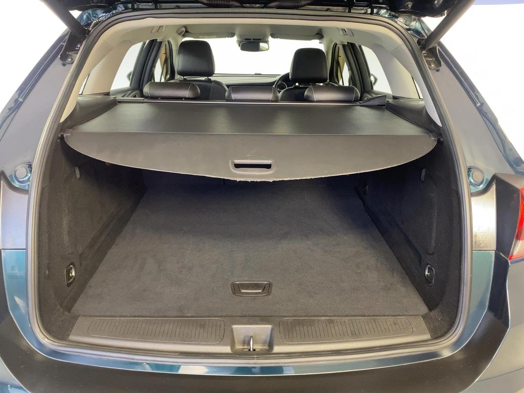 Photo '14' of Holden Astra