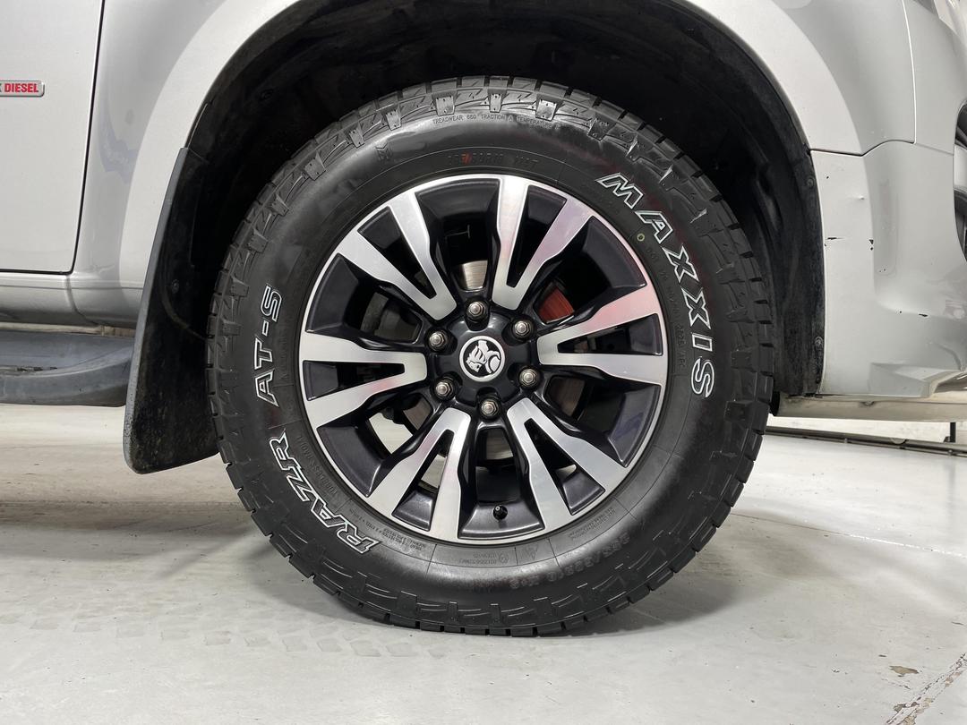 Photo '9' of Holden Colorado