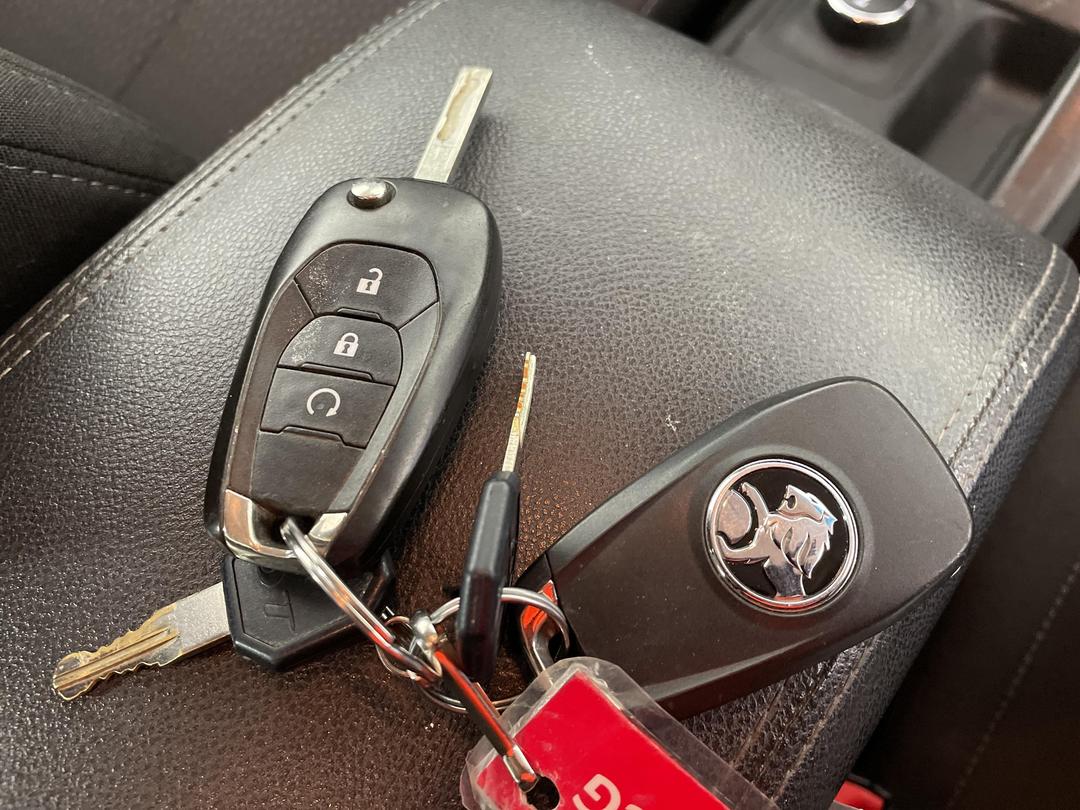 Photo '22' of Holden Colorado