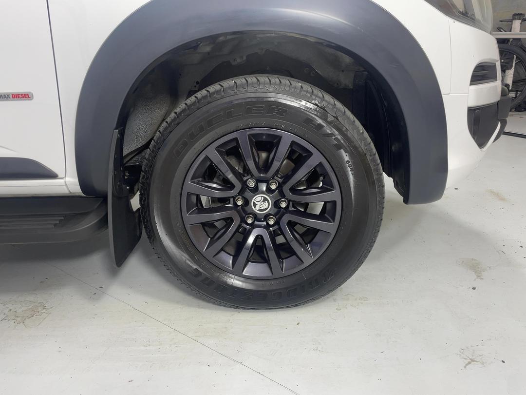 Photo '9' of Holden Colorado