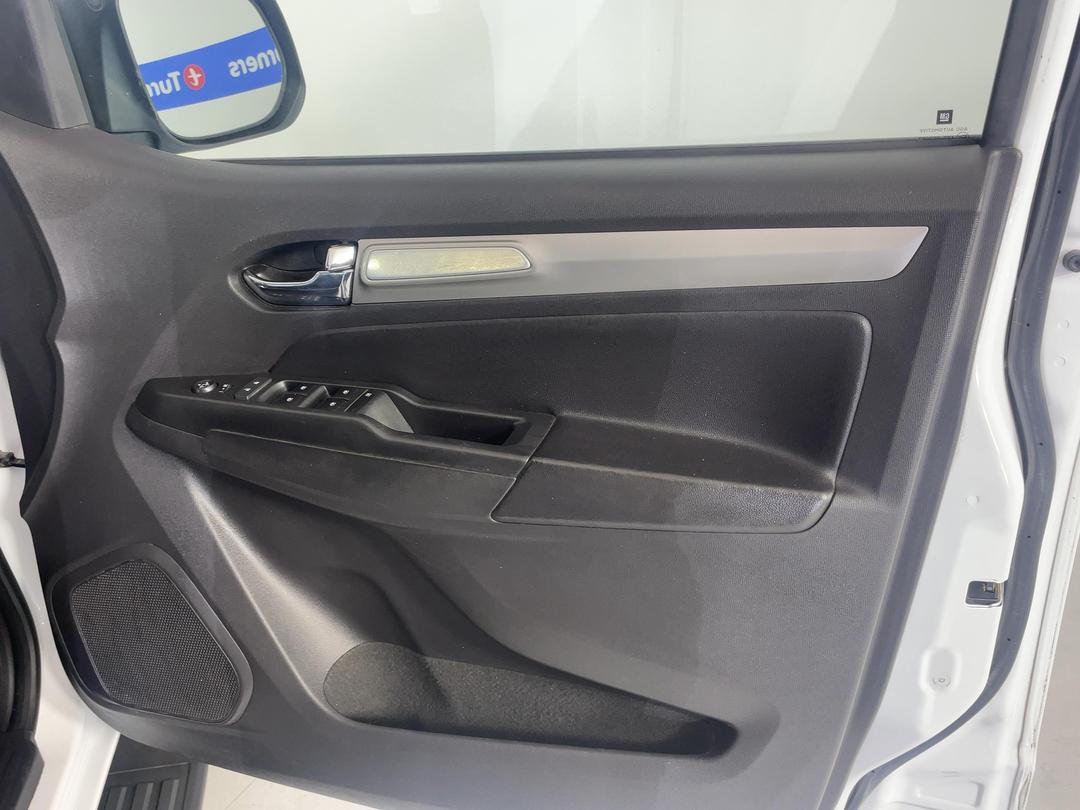 Photo '15' of Holden Colorado