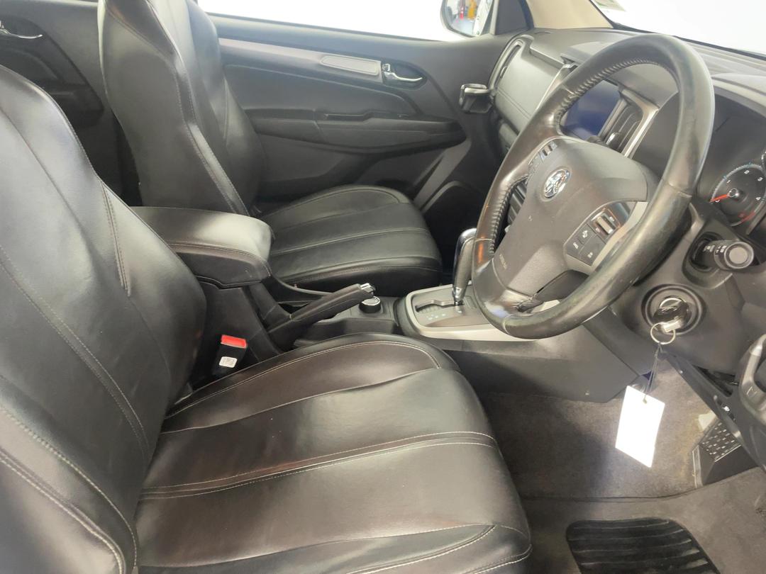 Photo '16' of Holden Colorado