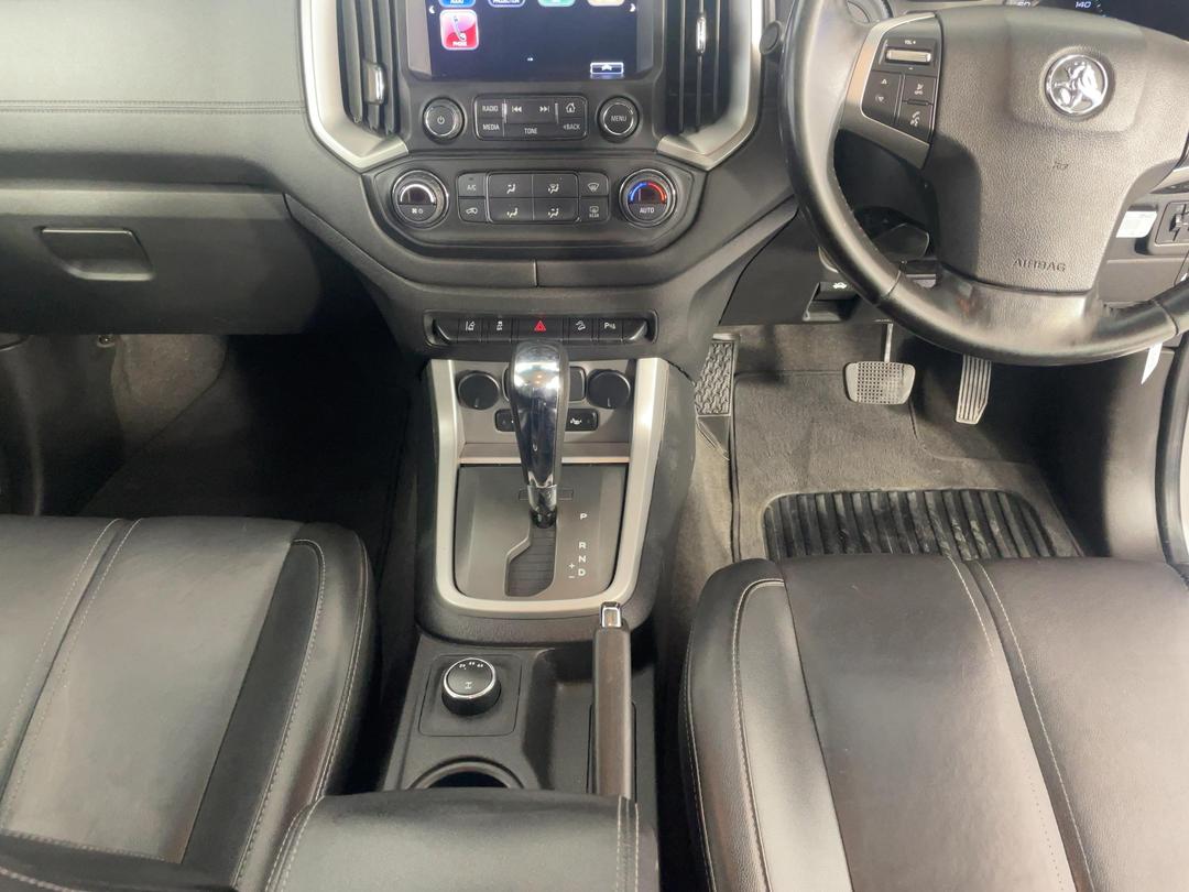 Photo '18' of Holden Colorado