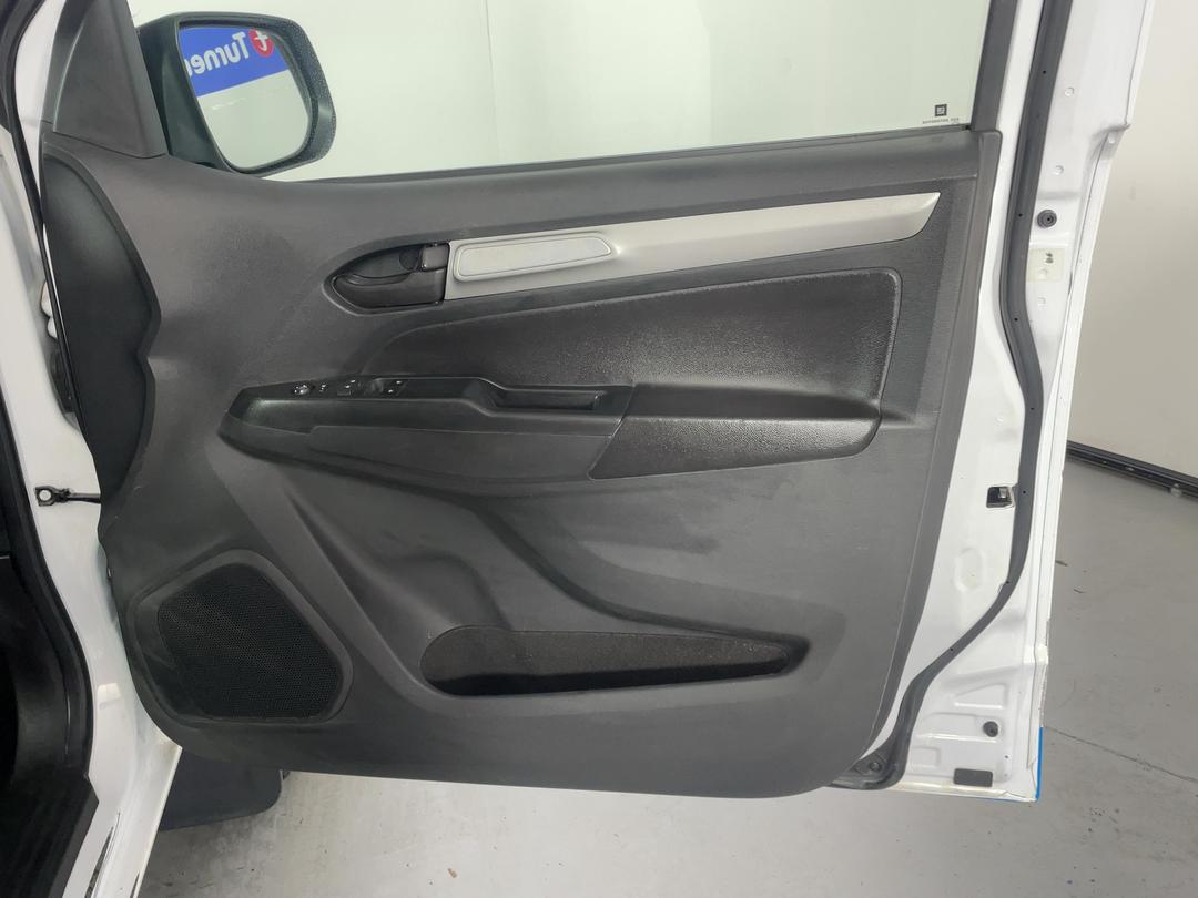 Photo '15' of Holden Colorado