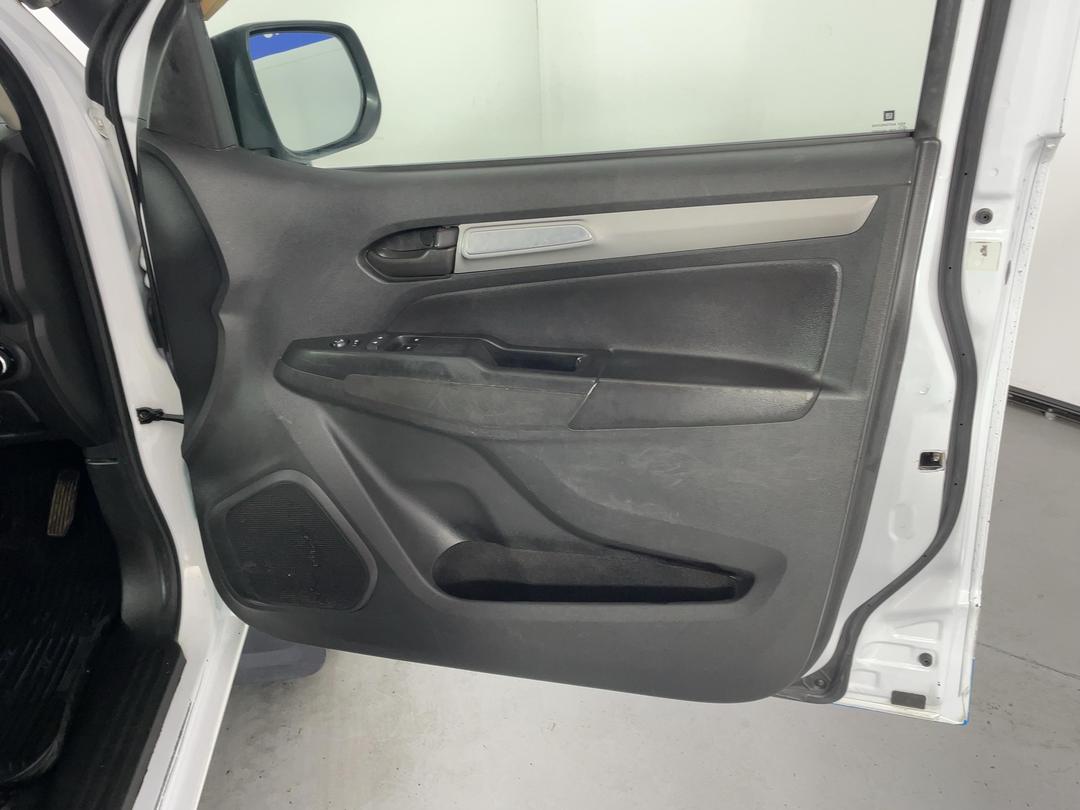 Photo '15' of Holden Colorado
