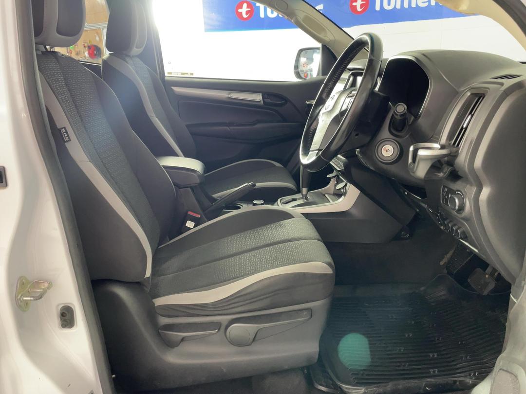 Photo '16' of Holden Colorado