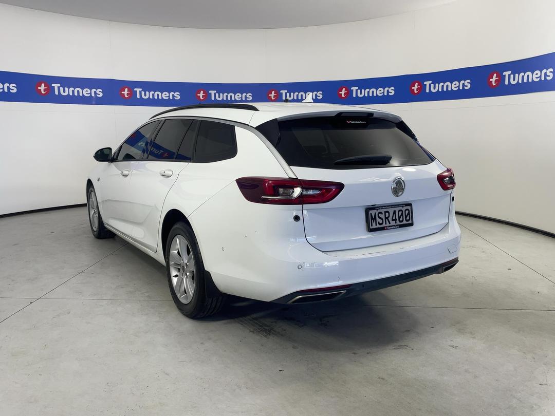 Photo '5' of Holden Commodore