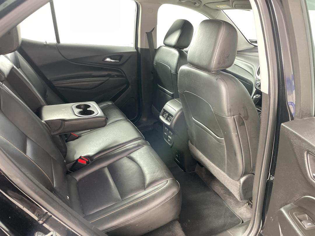 Photo '20' of Holden Equinox