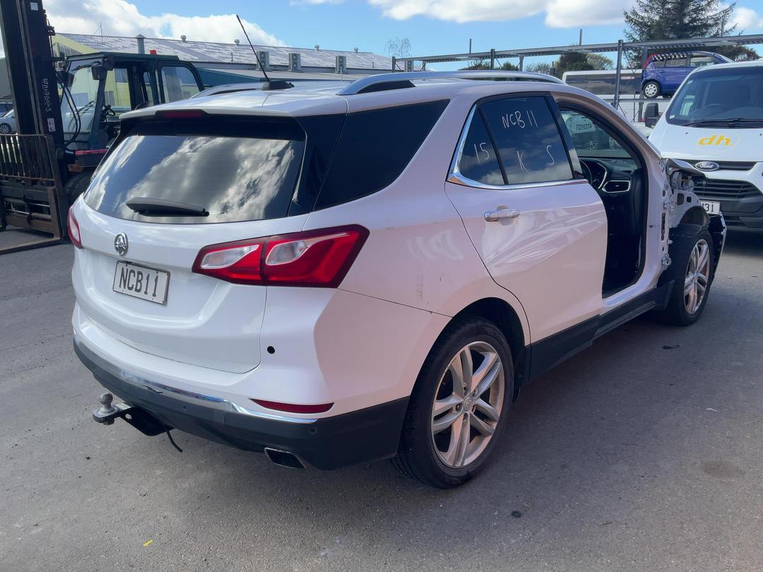 Photo '8' of Holden Equinox LTZ 2.0P/9AT 2.0L Photo '8' of Holden Equinox LTZ 2.0P/9AT 2.0L