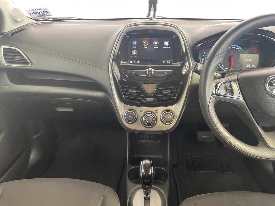 Photo '18' of Holden Spark