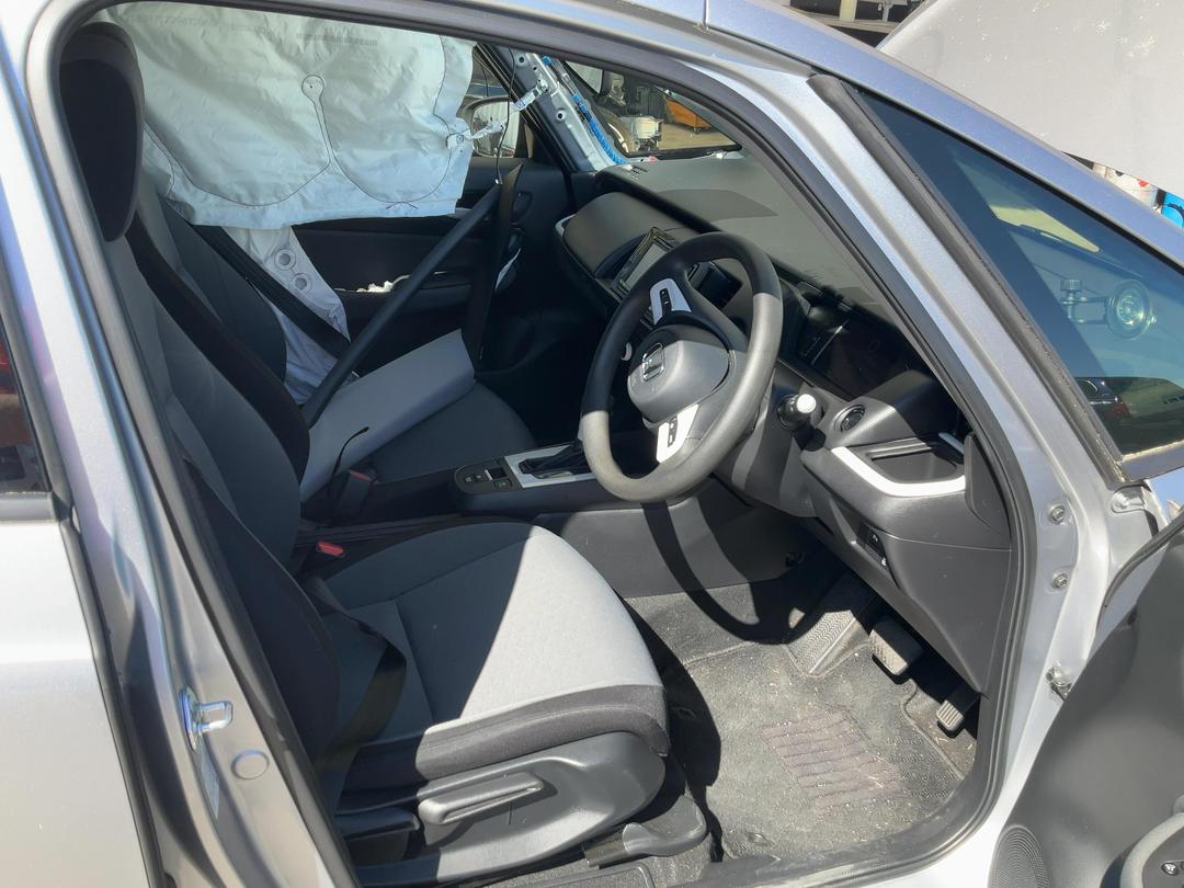 Photo '16' of Honda FIT Photo '16' of Honda FIT