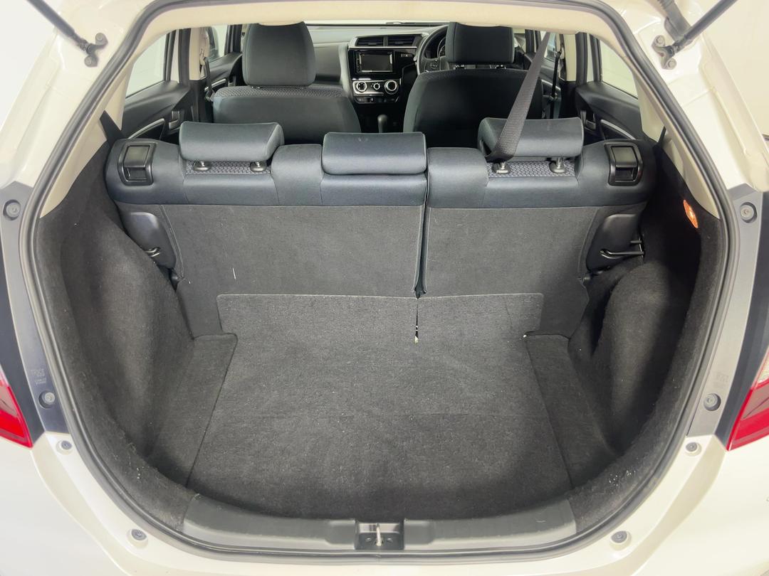 Photo '14' of Honda Jazz