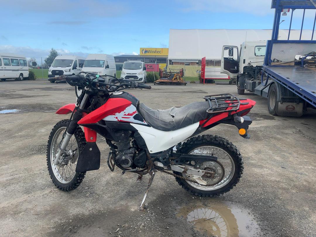 Photo '6' of Honda XR190 Photo '6' of Honda XR190