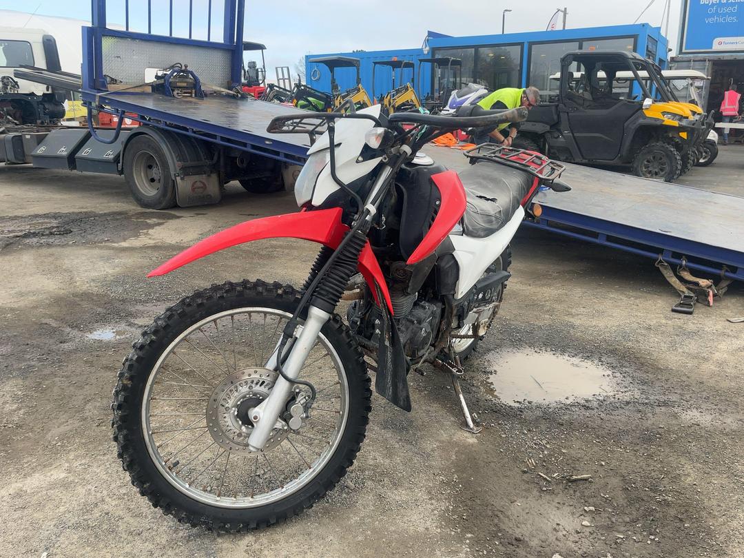 Photo '7' of Honda XR190 Photo '7' of Honda XR190