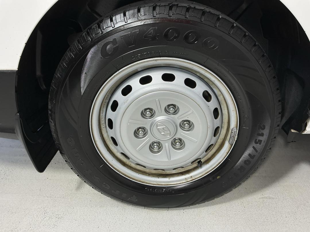 Photo '12' of Hyundai Iload