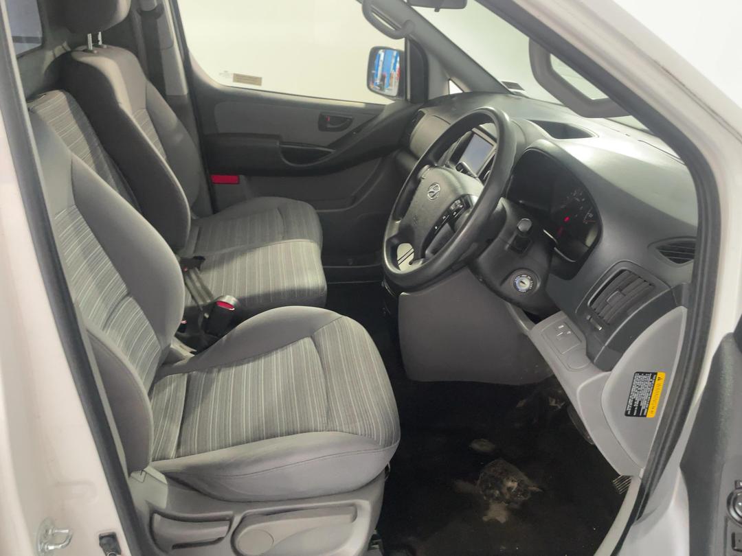 Photo '16' of Hyundai Iload