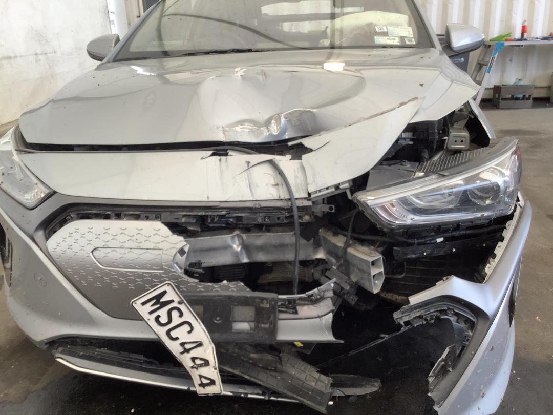 Photo '2' of Hyundai Ioniq 100KW EV