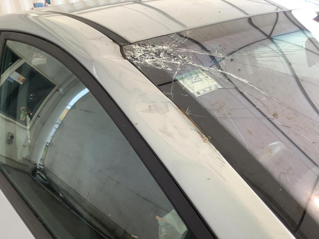 Photo '4' of Hyundai Ioniq 100KW EV