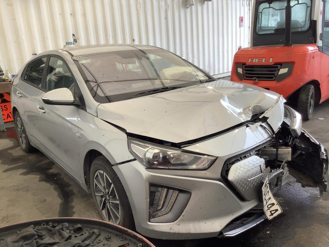 Photo '5' of Hyundai Ioniq 100KW EV