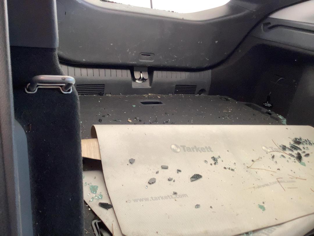 Photo '10' of Hyundai Ioniq 100KW EV