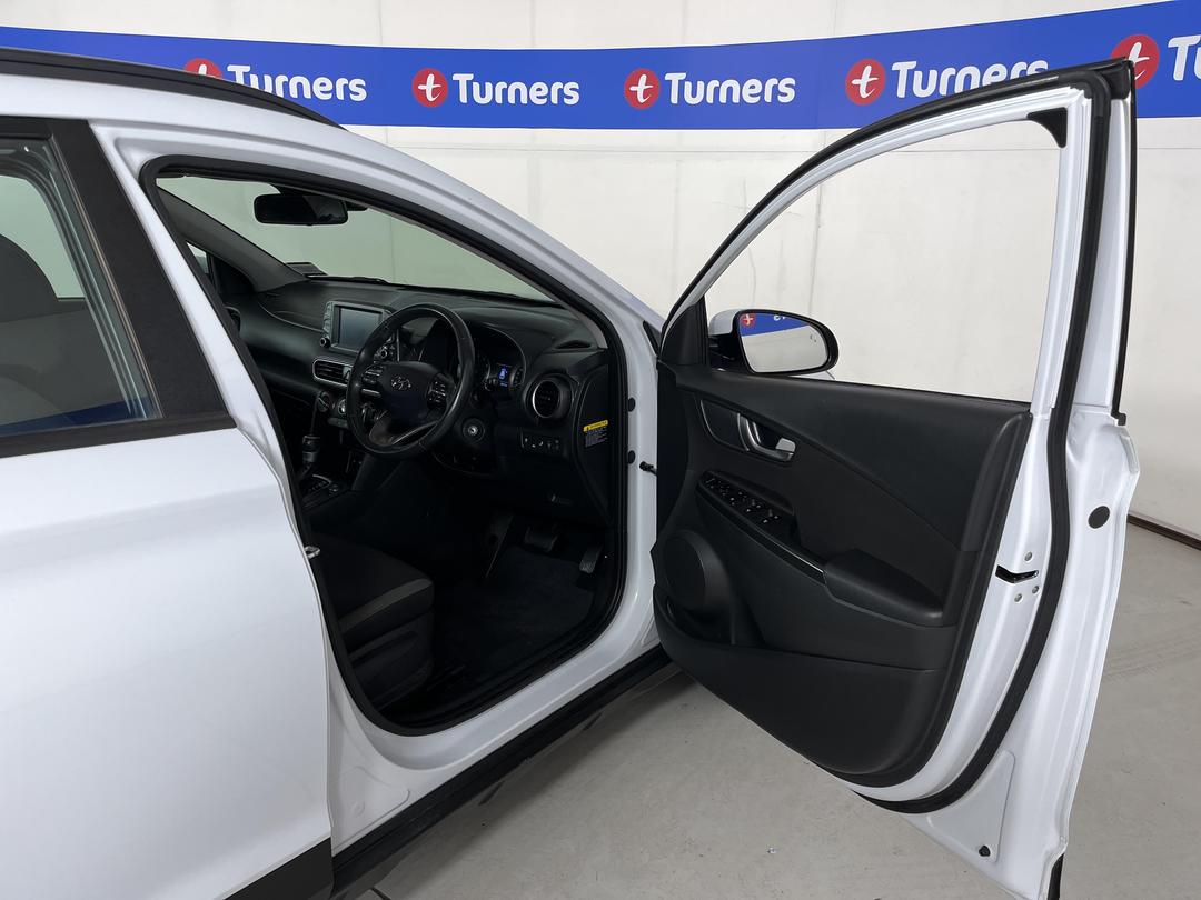 Photo '15' of Hyundai Kona