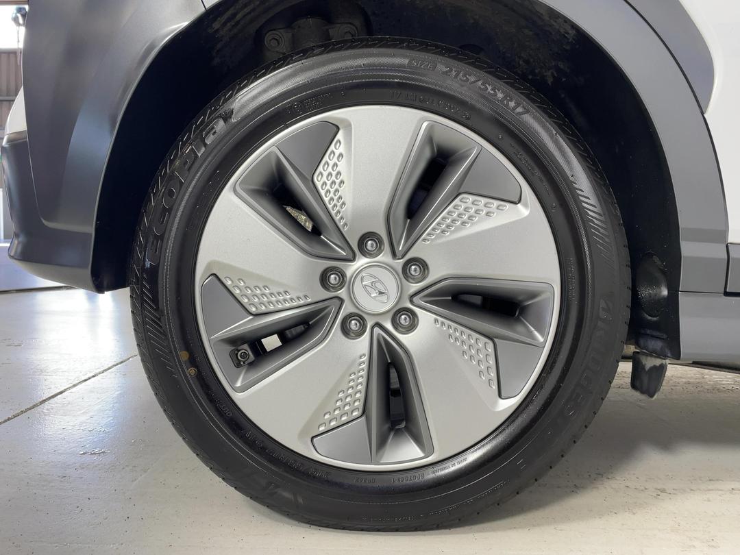 Photo '12' of Hyundai Kona