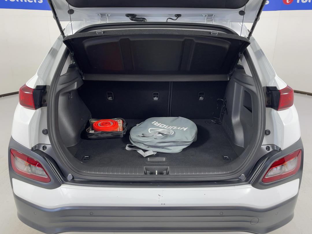Photo '14' of Hyundai Kona