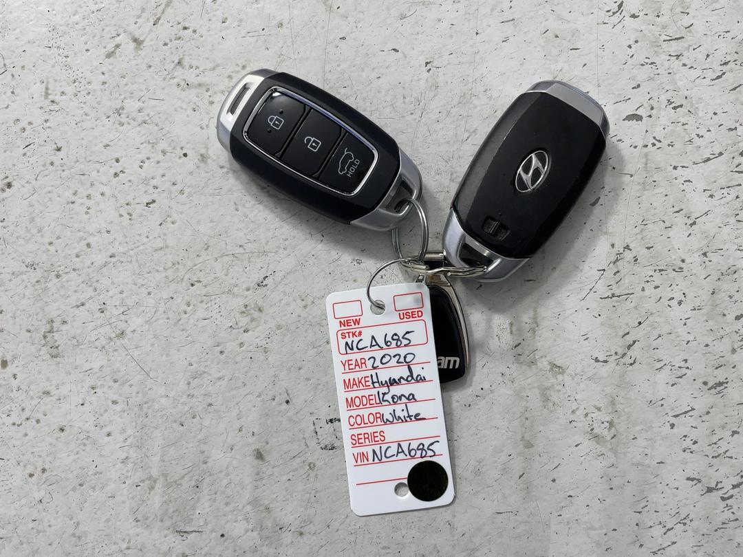 Photo '22' of Hyundai Kona