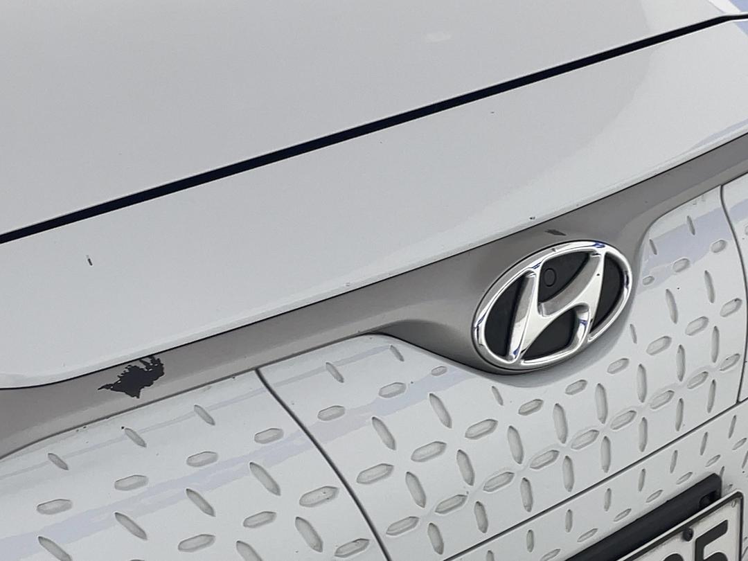 Photo '24' of Hyundai Kona