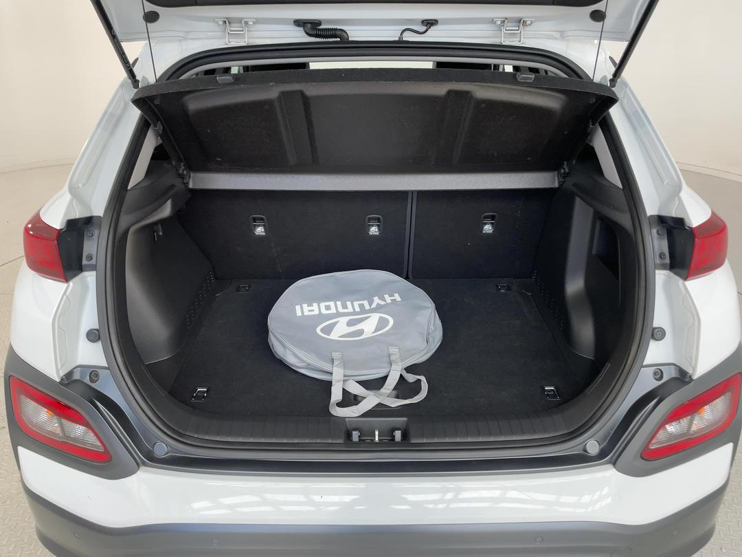 Photo '14' of Hyundai Kona