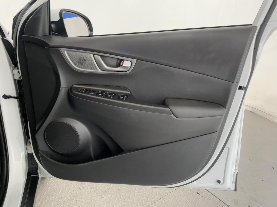 Photo '15' of Hyundai Kona