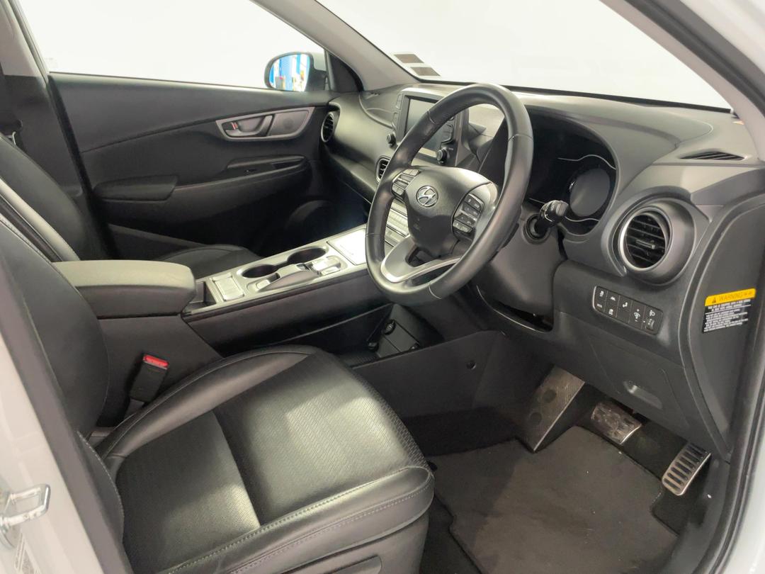 Photo '16' of Hyundai Kona