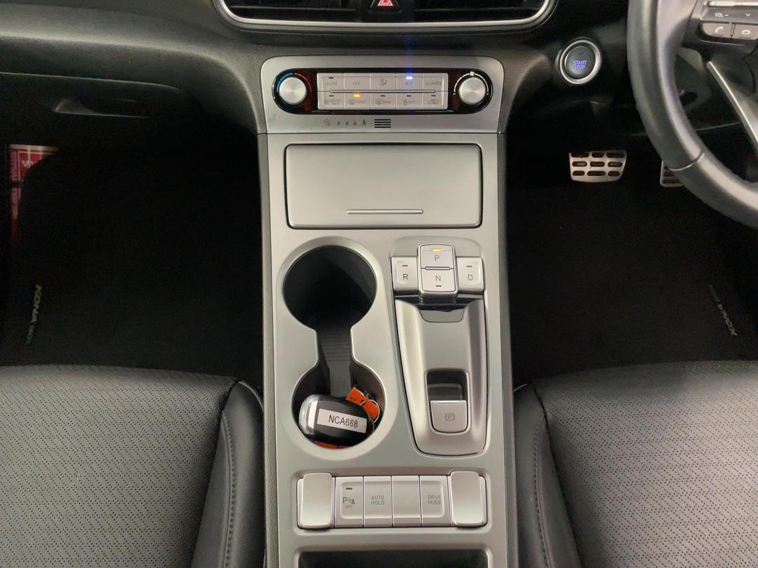 Photo '23' of Hyundai Kona