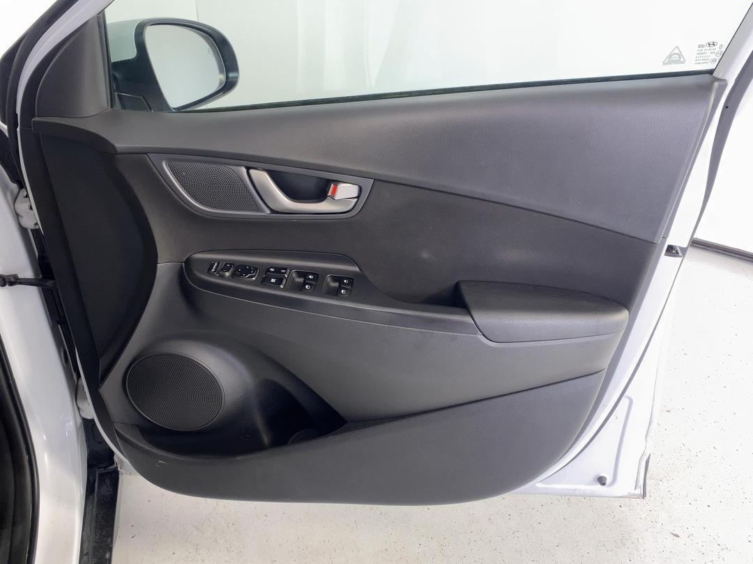 Photo '15' of Hyundai Kona