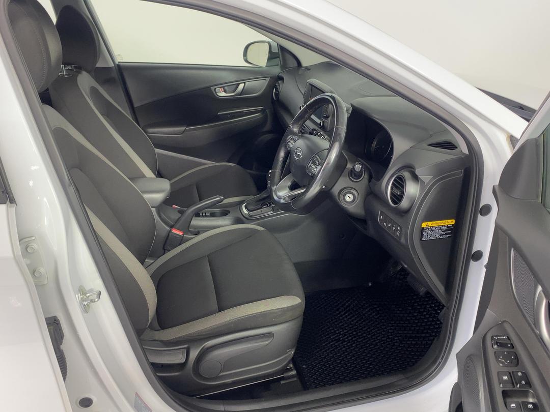 Photo '16' of Hyundai Kona