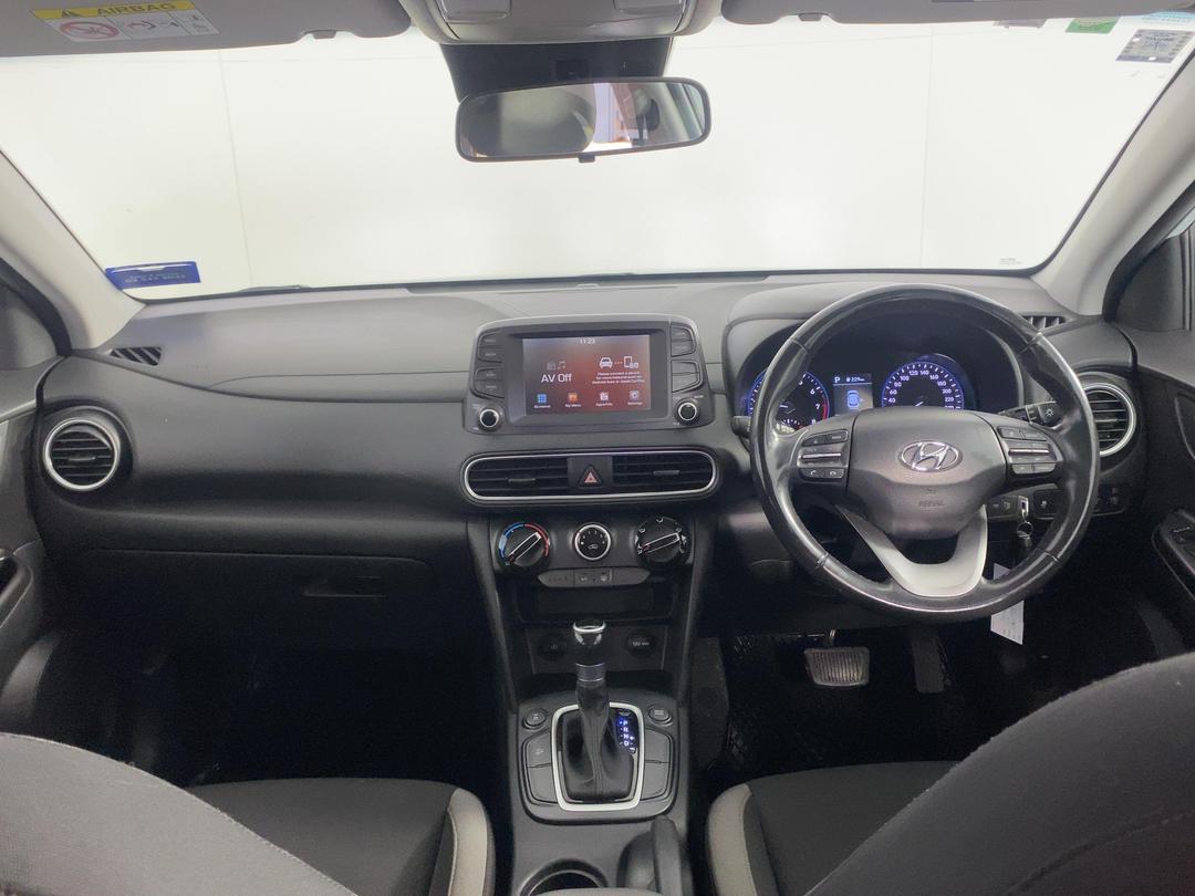 Photo '17' of Hyundai Kona